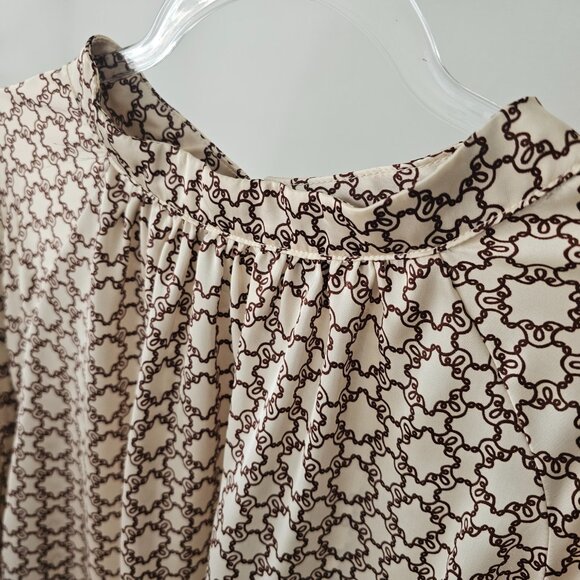 SHEIN Curve Quiet Lux Ecru Print Blouse w/Shirred Short Sleeve Cuff - Picture 4 of 7